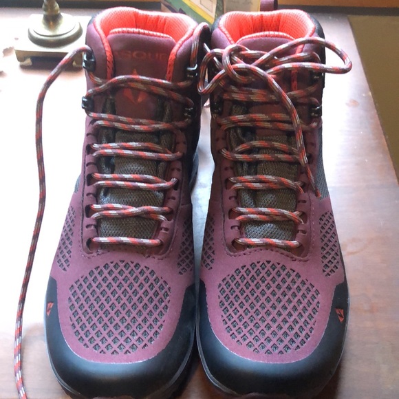 Women’s Vasque Breeze hiking boots size 8.5/39 - Picture 3 of 5